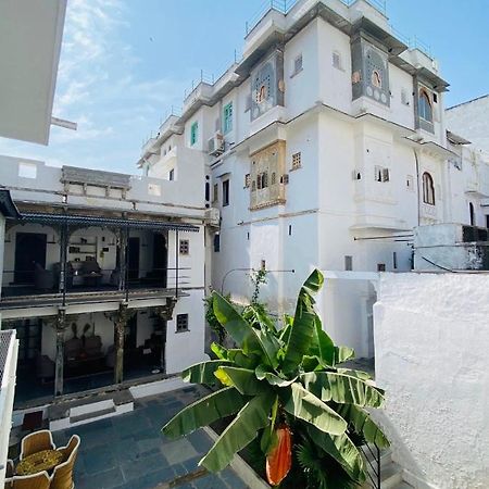 Little Garden Guest House أُودايبور المظهر الخارجي الصورة